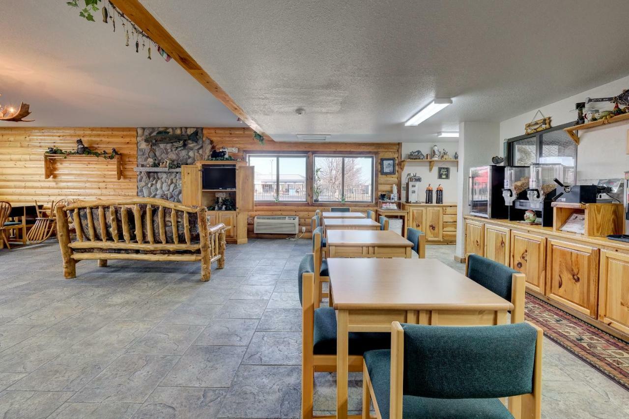Booneslick Lodge - Neosho Exterior photo